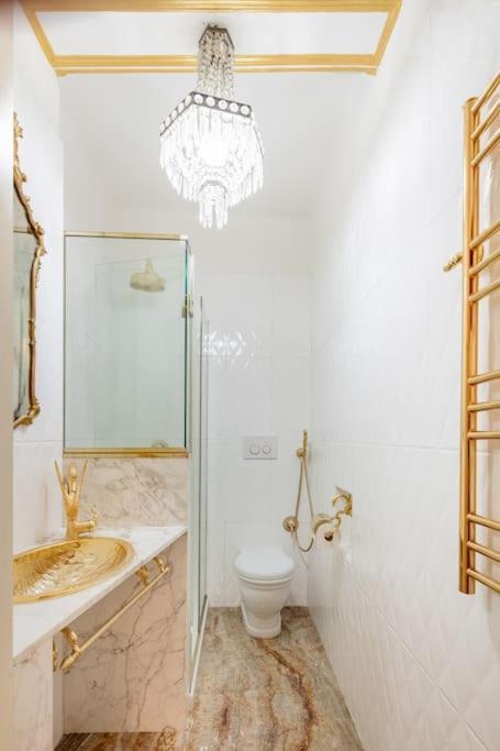 Apartmán Ground Floor Luxe Historic Studio City Centre Boloňa Exteriér fotografie